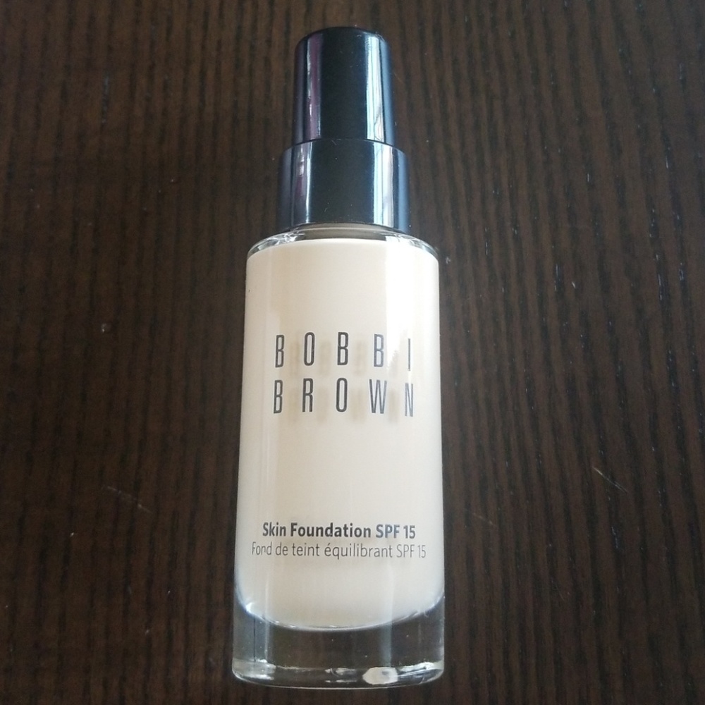 BOBBI BROWN skin foundation spf15 SAND 2